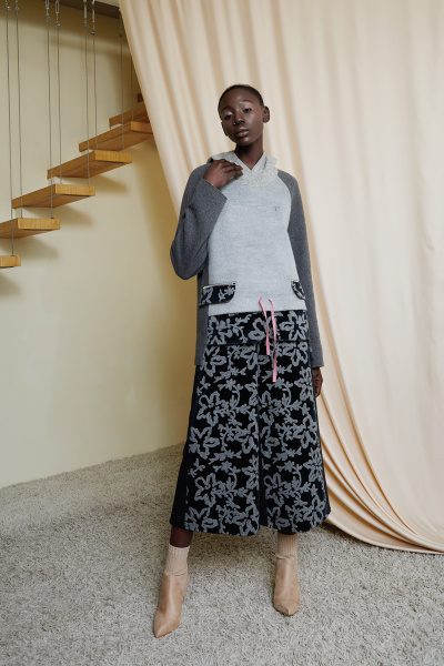 "Как дома, где бы ты не находилась": дуэт VOROZHBYT&ZEMSKOVA представил новый лукбук сезона осень-зима 2018/19